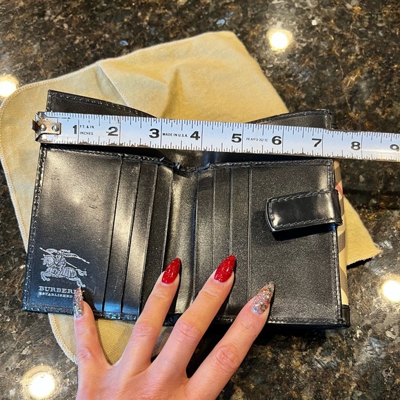 Burberry Brit Compact Wallet - Picture 5 of 8